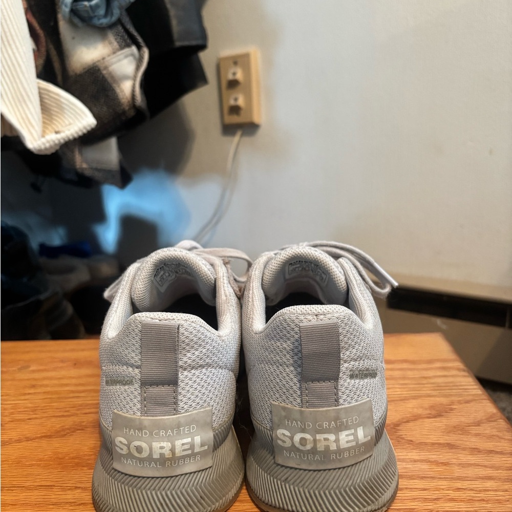 SOREL Light Gray Knit Sneaker